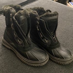 Pajar lace less snow boots